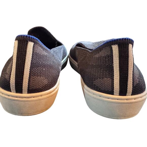 Rothy's Original Slip-on W7.5 Gray camo comfort machine washable - Picture 4 of 6